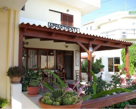 Pension Kyriakos Plakiás Exterior foto