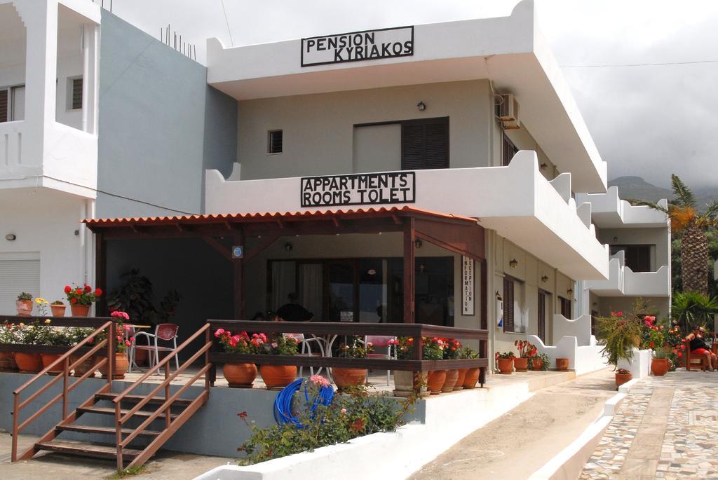 Pension Kyriakos Plakiás Exterior foto