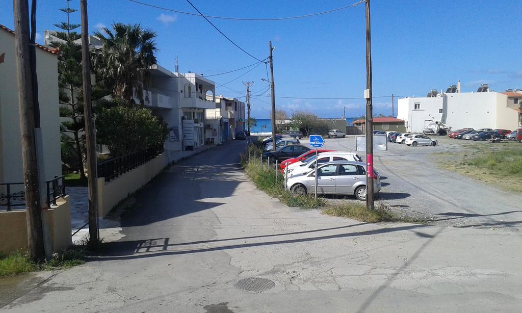Pension Kyriakos Plakiás Exterior foto
